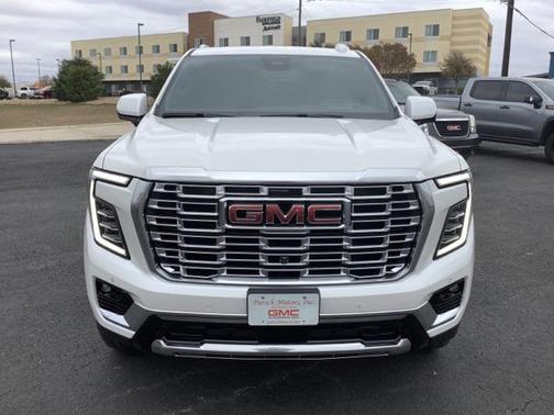 2025 GMC Yukon XL Denali