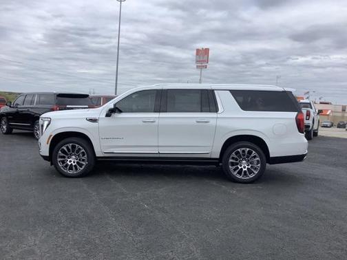 2025 GMC Yukon XL Denali