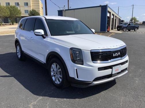 2022 Kia Telluride LX