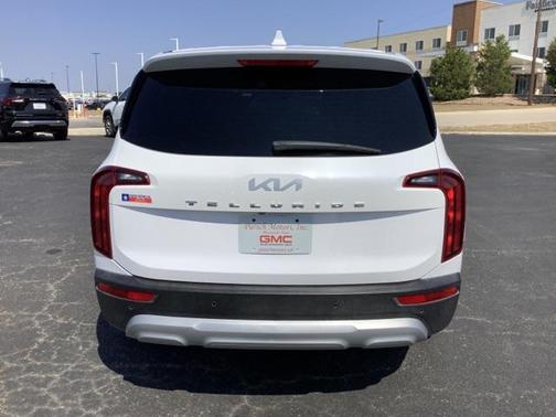 2022 Kia Telluride LX