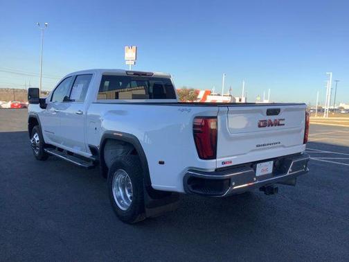 2024 GMC Sierra 3500 SLT