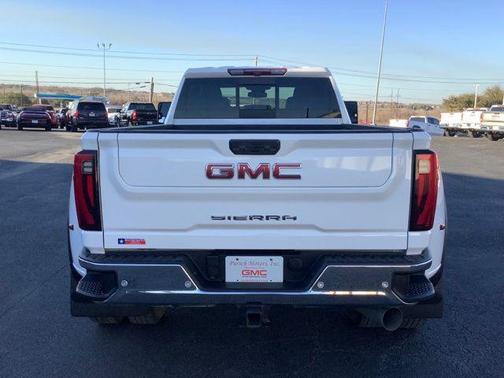 2024 GMC Sierra 3500 SLT