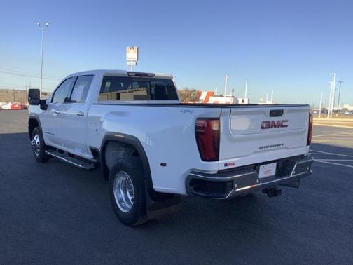 2024 GMC Sierra 3500 SLT