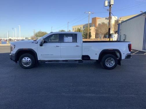 2024 GMC Sierra 3500 SLT