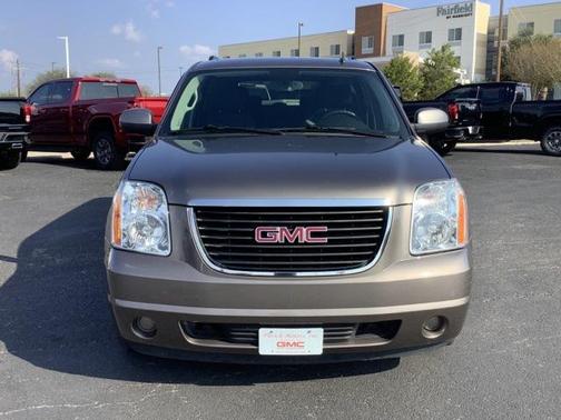 2011 GMC Yukon XL 1500 SLE
