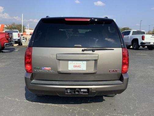 2011 GMC Yukon XL 1500 SLE