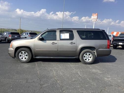 2011 GMC Yukon XL 1500 SLE