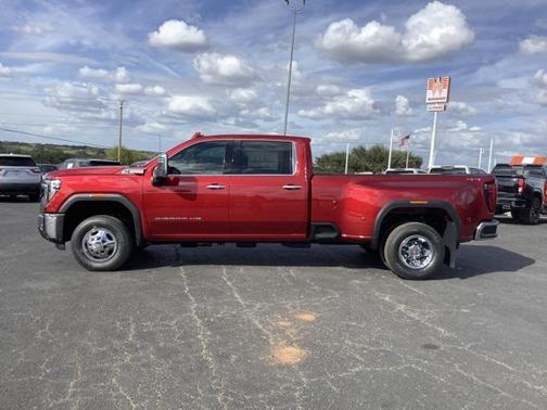 2026 GMC Sierra 3500 SLT