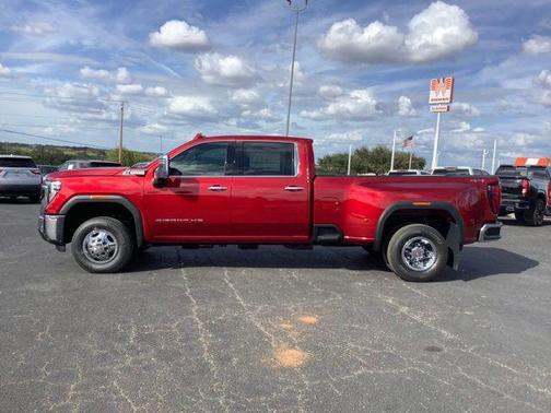 2026 GMC Sierra 3500 SLT