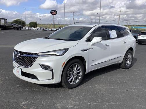 2022 Buick Enclave FWD Avenir