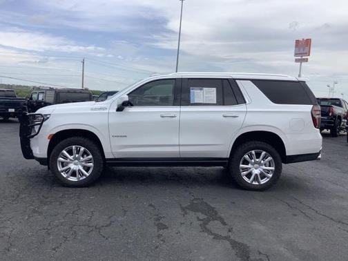 2022 Chevrolet Tahoe 4WD High Country