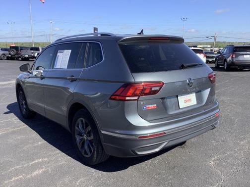 2024 Volkswagen Tiguan 2.0T SE