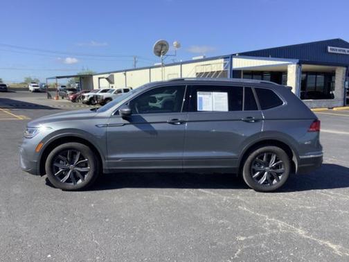2024 Volkswagen Tiguan 2.0T SE