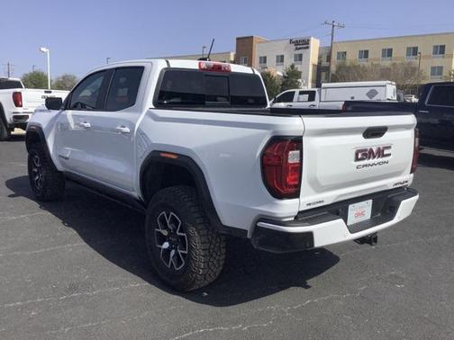 2025 GMC Canyon Base