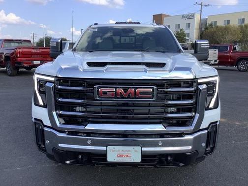 2026 GMC Sierra 3500 SLT
