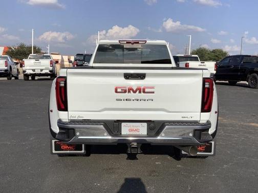 2026 GMC Sierra 3500 SLT