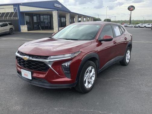 2024 Chevrolet Trax LS