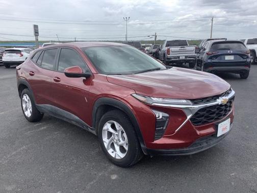 2024 Chevrolet Trax LS