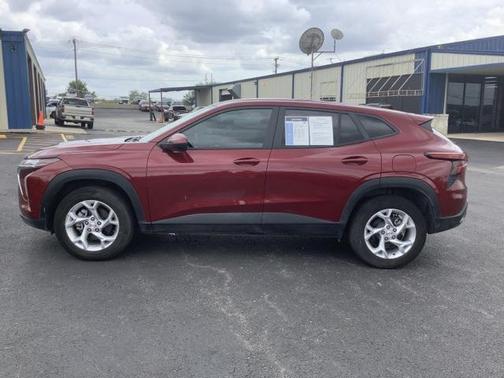 2024 Chevrolet Trax LS