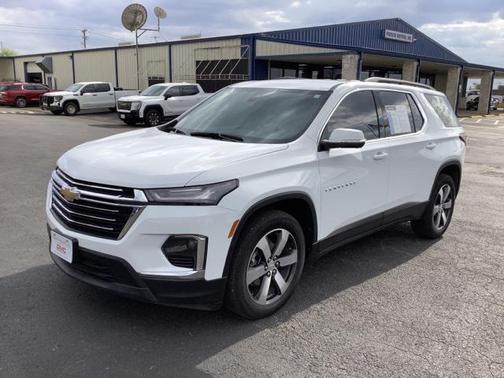 2022 Chevrolet Traverse LT Leather