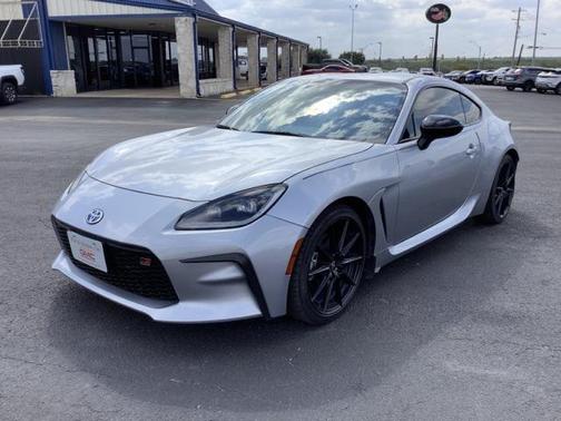 2024 Toyota GR86 Premium