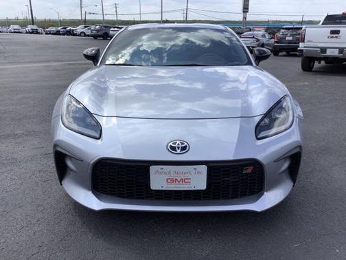 2024 Toyota GR86 Premium