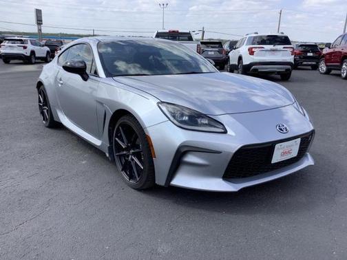 2024 Toyota GR86 Premium