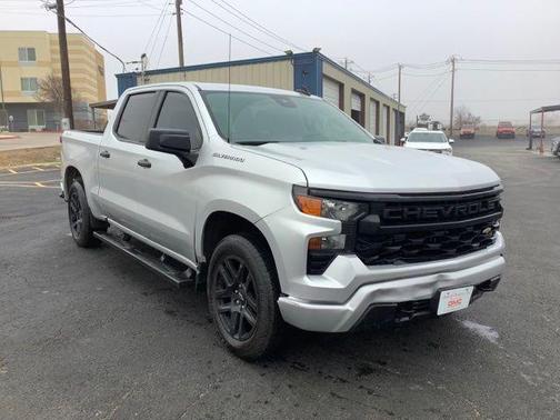 2022 Chevrolet Silverado 1500 Custom