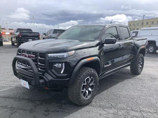 2025 GMC Canyon Base