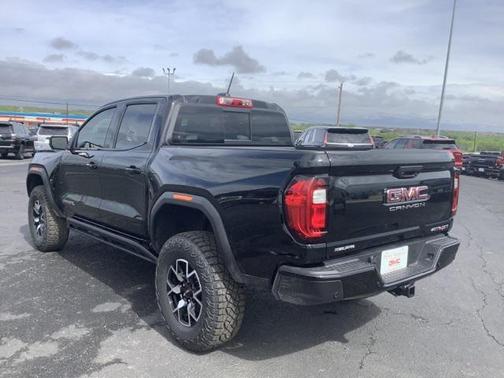 2025 GMC Canyon Base