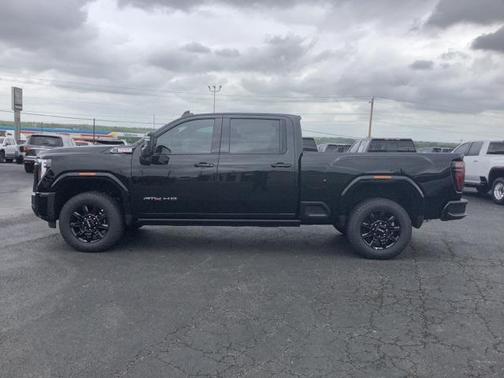 2025 GMC Sierra 2500 AT4