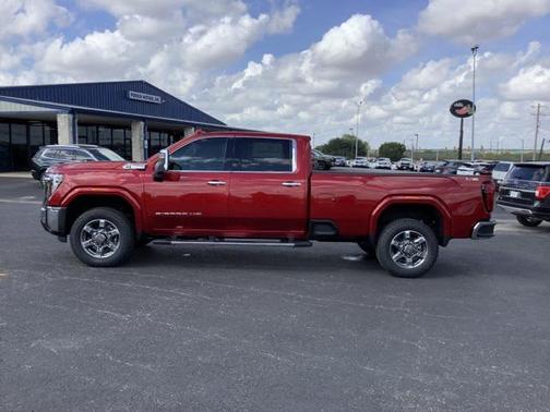 2025 GMC Sierra 3500 SLT