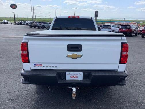 Summit White 2018 Chevrolet Silverado 1500 WT