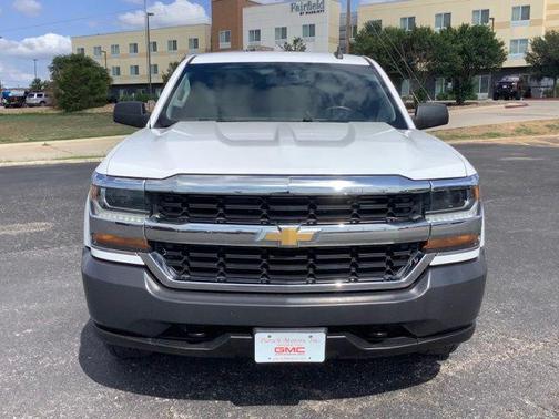 Summit White 2018 Chevrolet Silverado 1500 WT