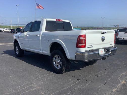 2022 RAM 2500 Laramie Crew Cab 4x4 6'4' Box