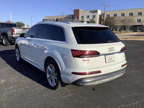 2021 Audi Q7 45 Premium Plus