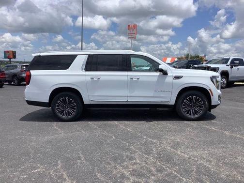 Summit White 2026 GMC Yukon XL 2WD Elevation