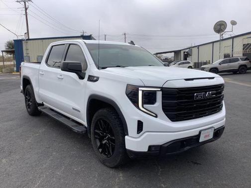 2022 GMC Sierra 1500 Elevation