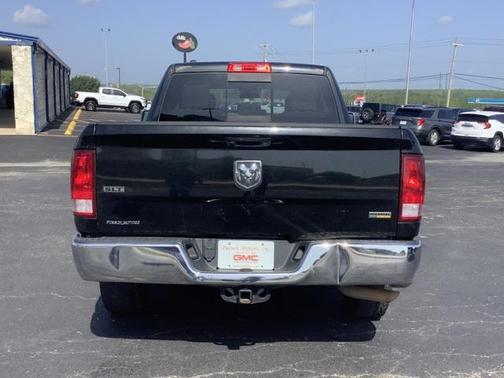 2018 RAM 1500 SLT