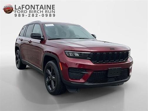 2024 Jeep Grand Cherokee LAREDO