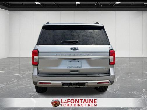 ICONIC SILVER METALLIC 2023 Ford Expedition XLT