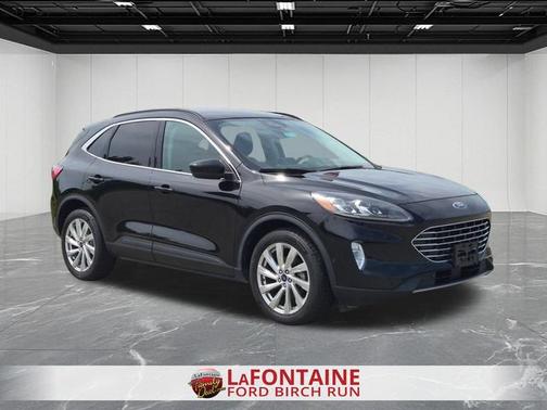 AGATE BLACK METALLIC 2022 Ford Escape TITANIUM
