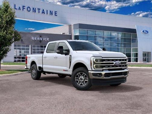 Star White 2027 Ford F-250 Lariat
