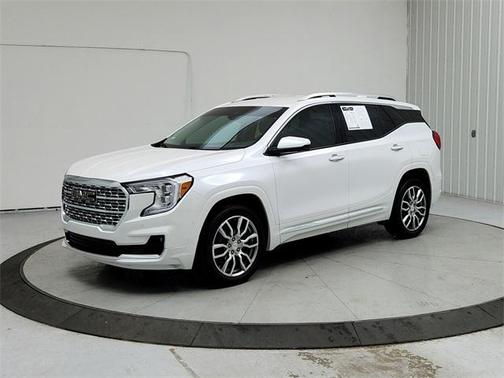 2023 GMC Terrain Denali