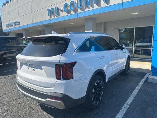 Glacial White Pearl 2025 Kia Sorento SX