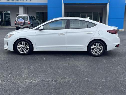 Quartz White Pearl 2020 Hyundai ELANTRA SEL
