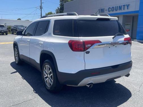 Summit White 2019 GMC Acadia SLE-2