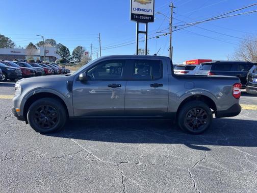 2022 Ford Maverick XL