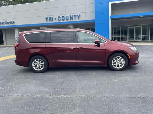 2021 Chrysler Voyager LXI