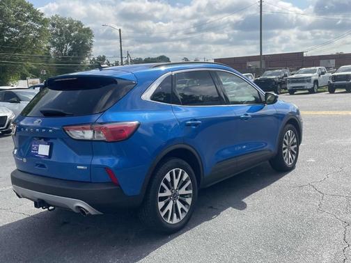 2020 Ford Escape Titanium